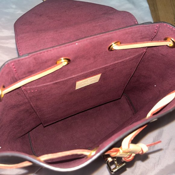 Louis Vuitton Montsouris Backpack - Picture 4 of 5